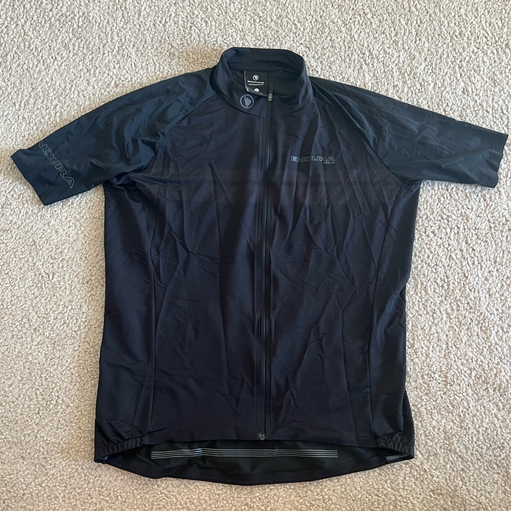 Endura Men’s Black Cycling Jersey